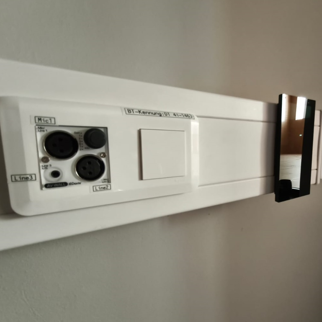 Neubau Dreifeld - Sporthalle am Luftschiffhafen